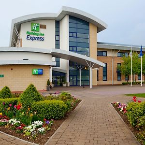 Holiday Inn Express Northampton - South By Ihg